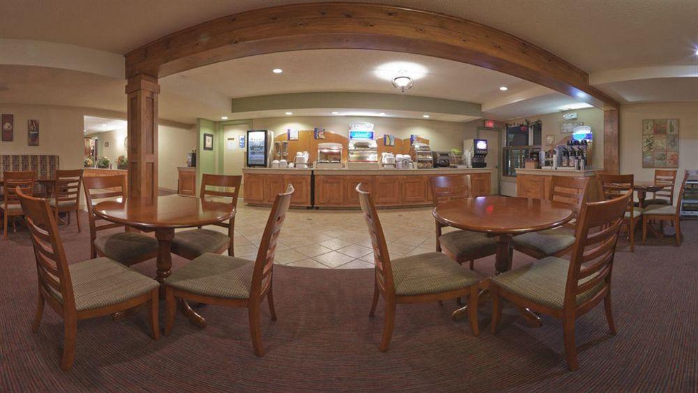 Holiday Inn Express Hotel & Suites Charlottetown By Ihg מראה חיצוני תמונה