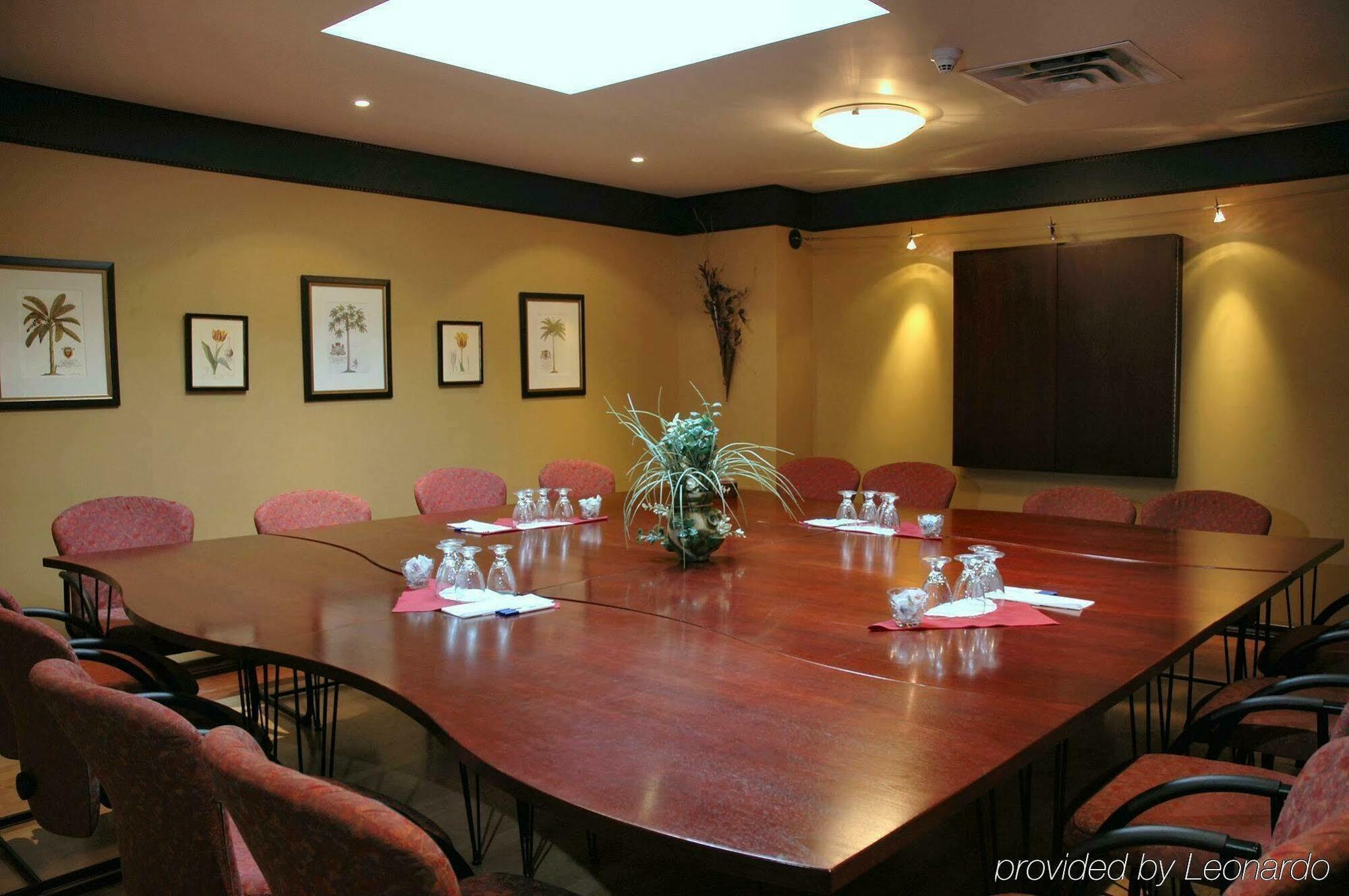 Holiday Inn Express Hotel & Suites Charlottetown By Ihg מתקנים תמונה